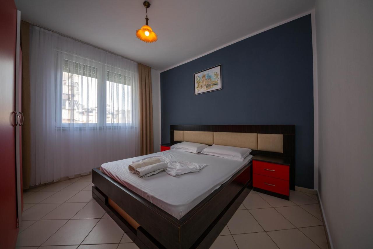 Hotel Vera Kryemëdhej Zewnętrze zdjęcie