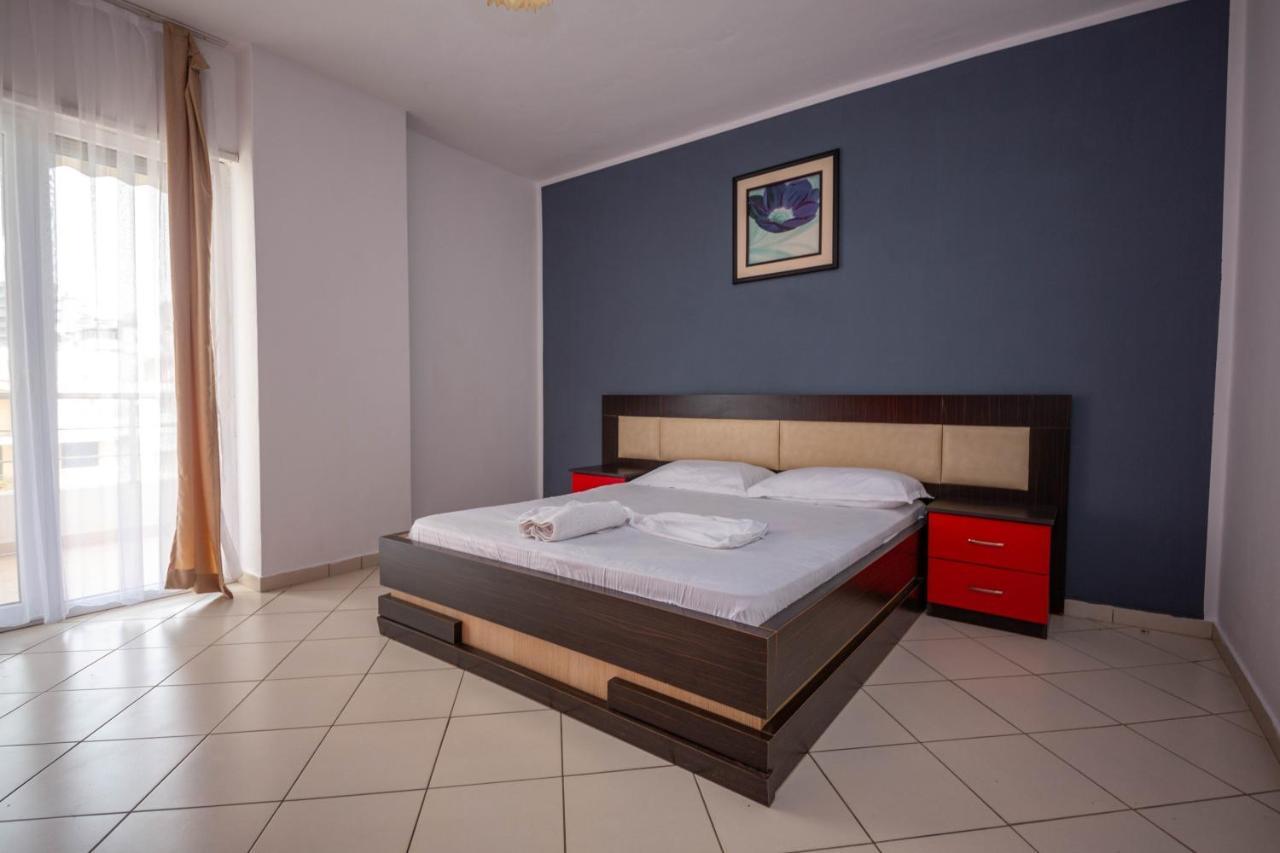 Hotel Vera Kryemëdhej Zewnętrze zdjęcie