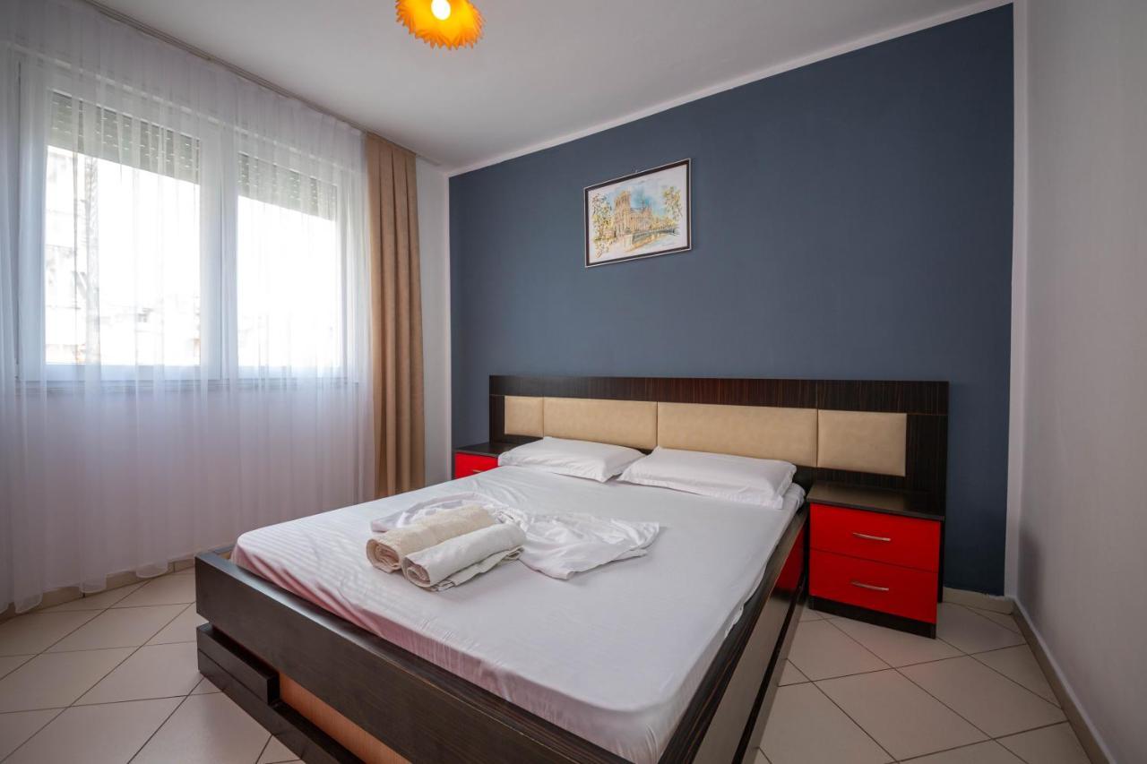 Hotel Vera Kryemëdhej Zewnętrze zdjęcie