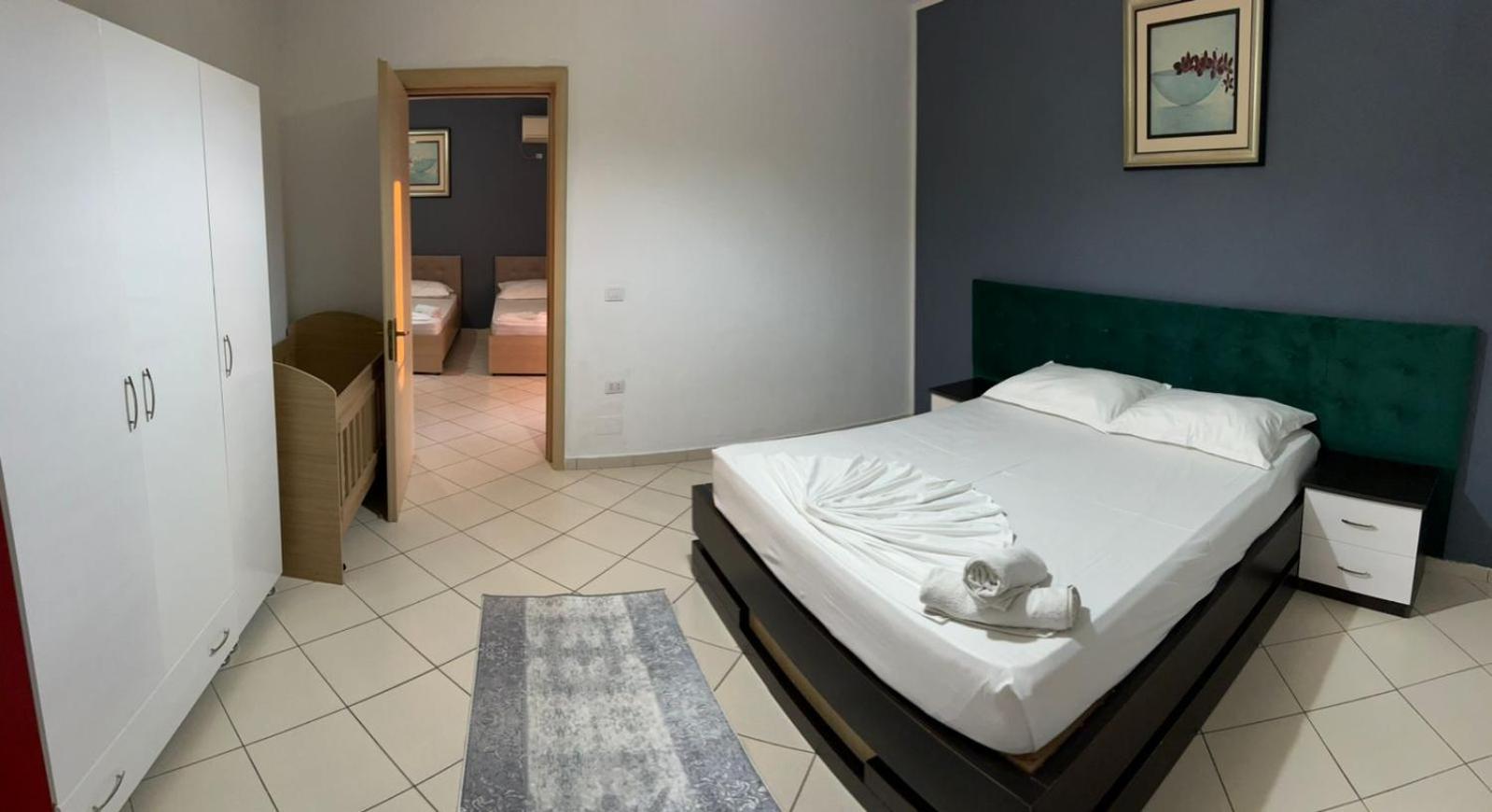 Hotel Vera Kryemëdhej Zewnętrze zdjęcie